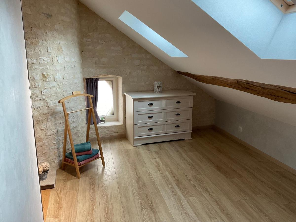 Logis Du Faubourg Petite Maison De Charme, Tranquille, Calme Et Lumineuse Val-de-Mercy Zewnętrze zdjęcie